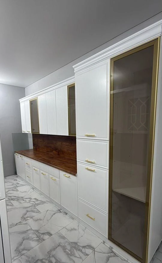 Кухня цена за всё размер 4.0м